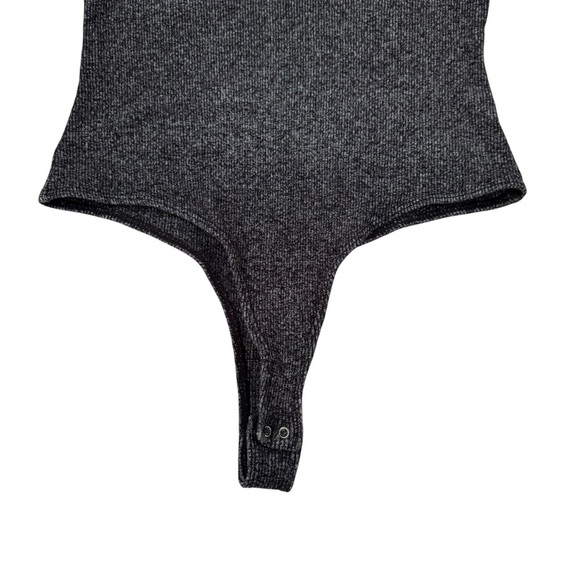 AGOLDE Tavi Mélange Rib Knit Thong Bodysuit in Salt & Pepper Size 10 or L - Picture 7 of 12